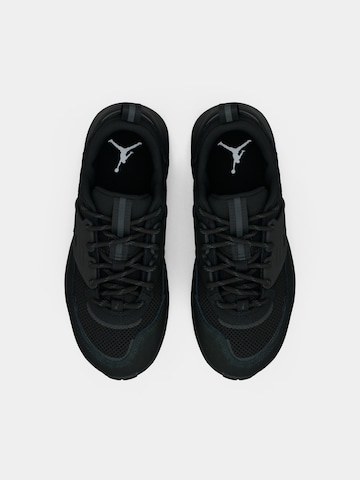 juoda Jordan Sportbačiai be auliuko 'Trunner'