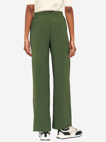 LolaLiza Zvonové kalhoty Kalhoty se sklady v pase – zelená