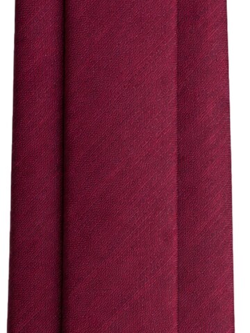 Suitable Tie in Red