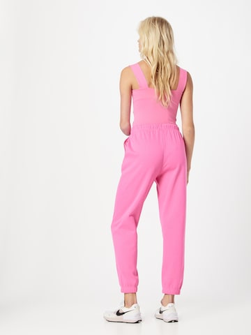 PIECES Tapered Pants 'Chilli' in Pink