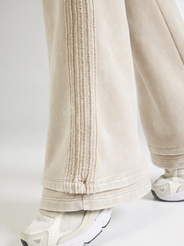 Loosefit Pantalon ADIDAS ORIGINALS en beige