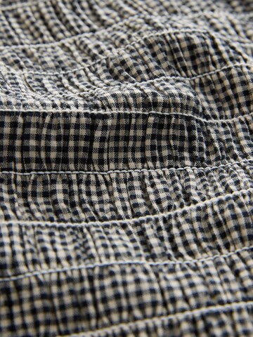 Next Μπλούζα σε μαύρο