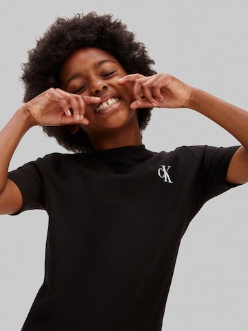 Maglietta di Calvin Klein Jeans in nero