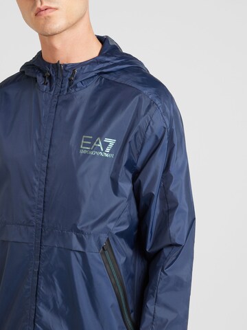 EA7 Emporio Armani Демисезонная куртка в Синий