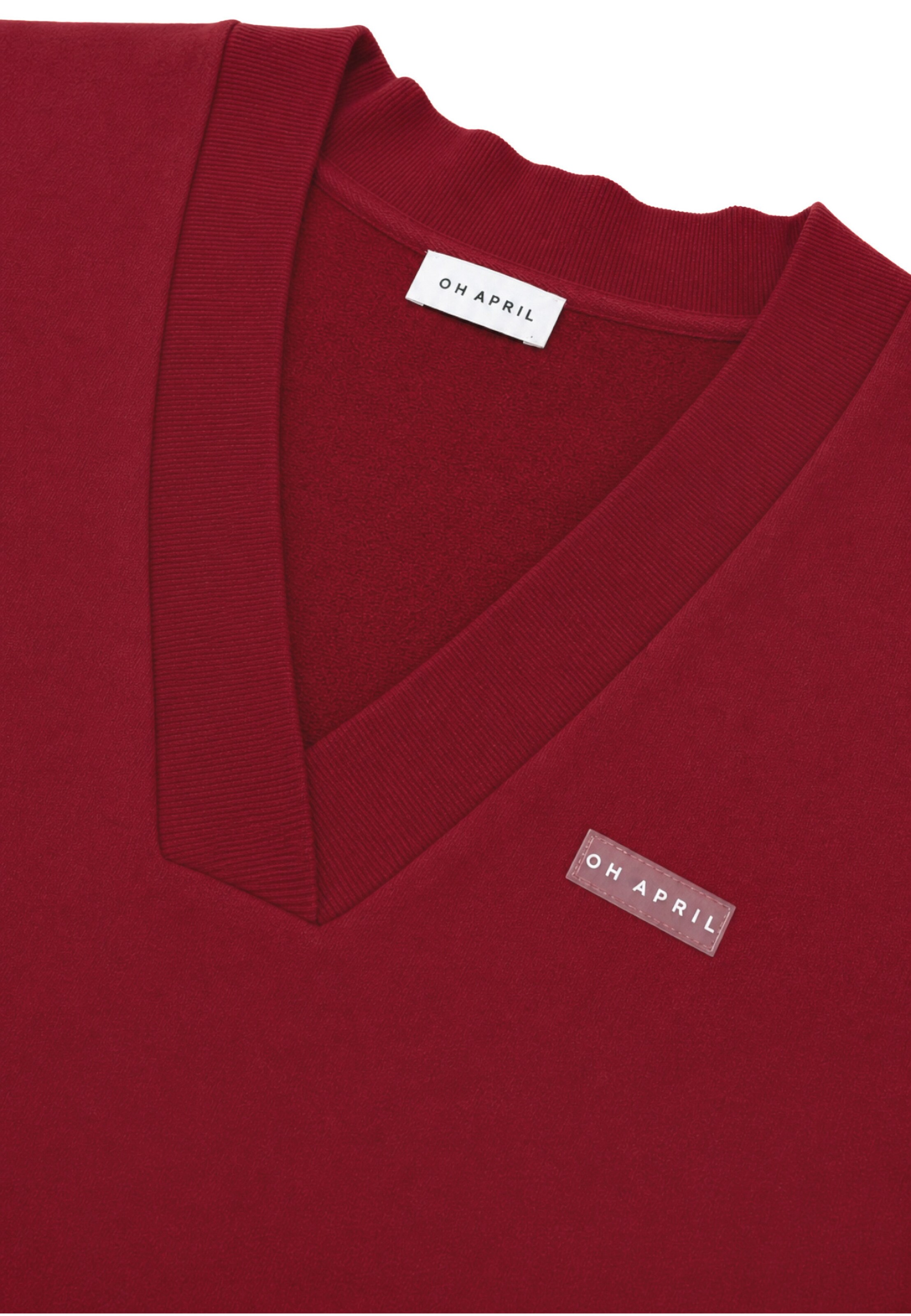 OH APRIL Sweatshirt 'Briella' in Rood: voorkant