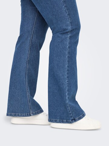 ONLY Carmakoma - Bootcut Vaquero 'CARHush' en azul
