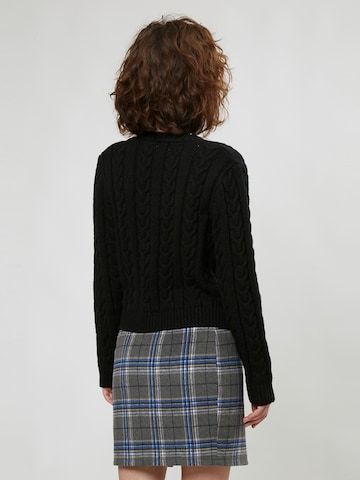 Influencer Knit Cardigan in Black