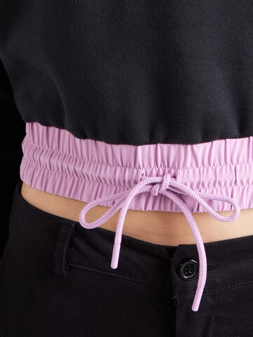 CONVERSE Sweatshirt 'Chuck' in Schwarz