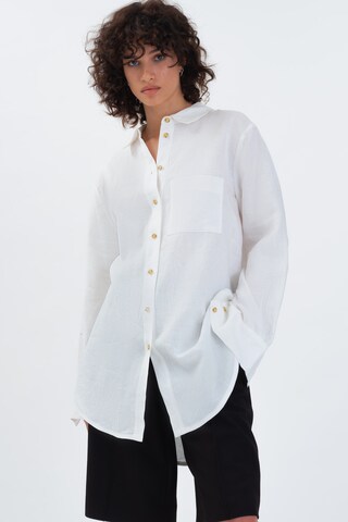 Camicia da donna 'Farley' di Aligne in bianco: frontale