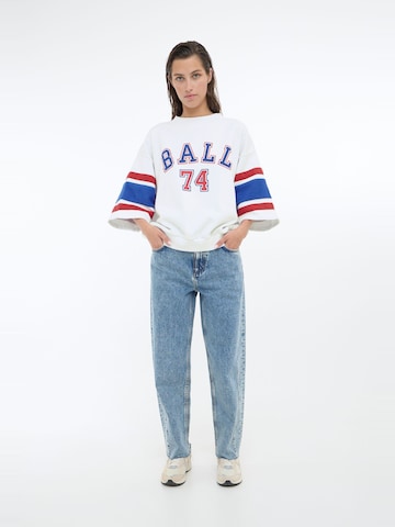 Ball Sweatshirt 'Arian' in White