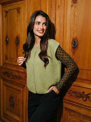 Liberte Essentiel - Chaleco ' FRID ' en verde: frente