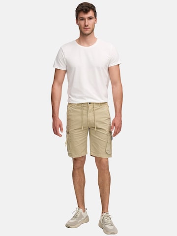 Tazzio Regular Cargohose 'A211' in Beige