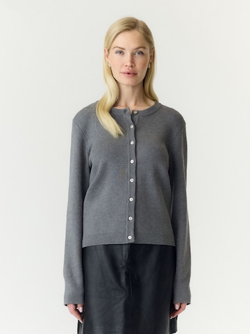 YAS Knit cardigan 'YASElena' in Grey: front