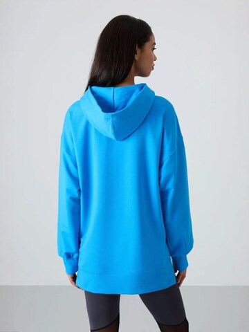 Tommy Life Sweatshirt in Blue