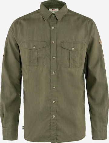 Fjällräven Comfort fit Athletic Button Up Shirt 'Övik Travel' in Green: front