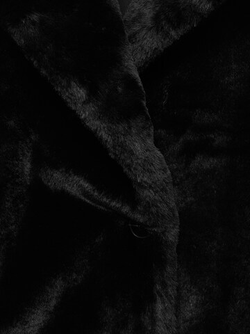 Pull&BearZimski kaput - crna boja