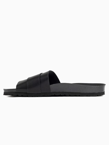 Bayton Mule 'Sombrero' in Black