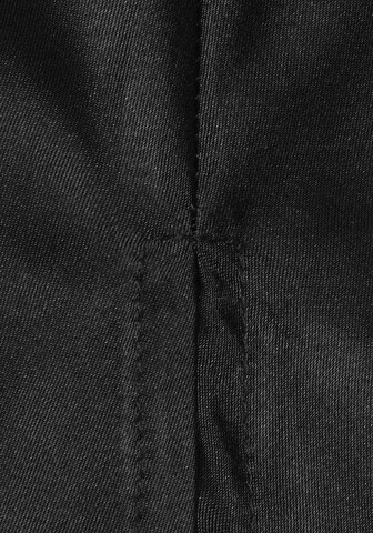 LASCANA Short Pajama Set in Black