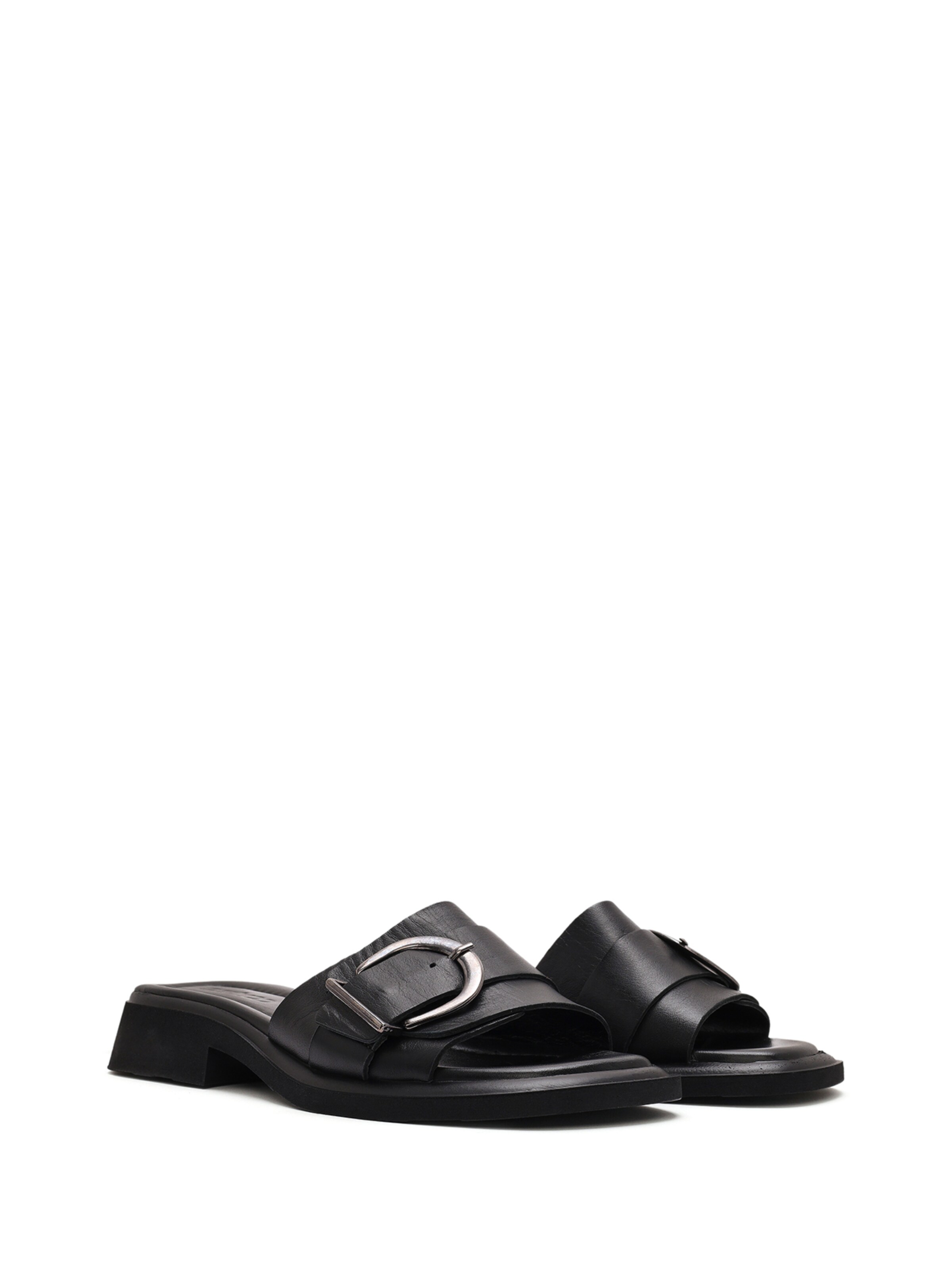 Zoccoletto di Derimod in nero: frontale