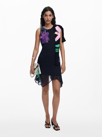 melns Desigual Kleita