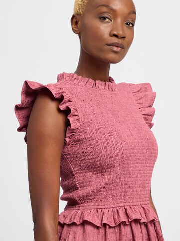 Robe Marie Lund en rose