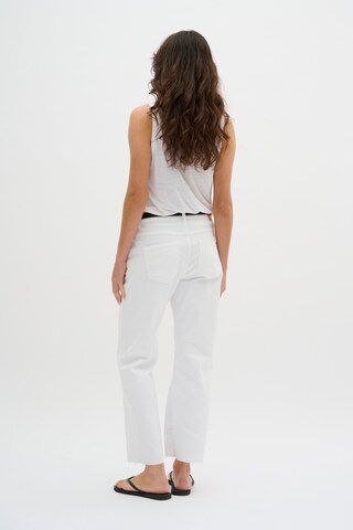 My Essential Wardrobe Tapered Jeans in White