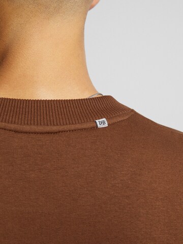Bershka Sweatshirt in Brown