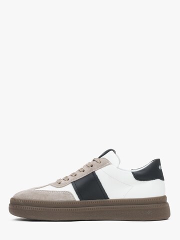 Estro Låg sneaker '09-32998' i vit