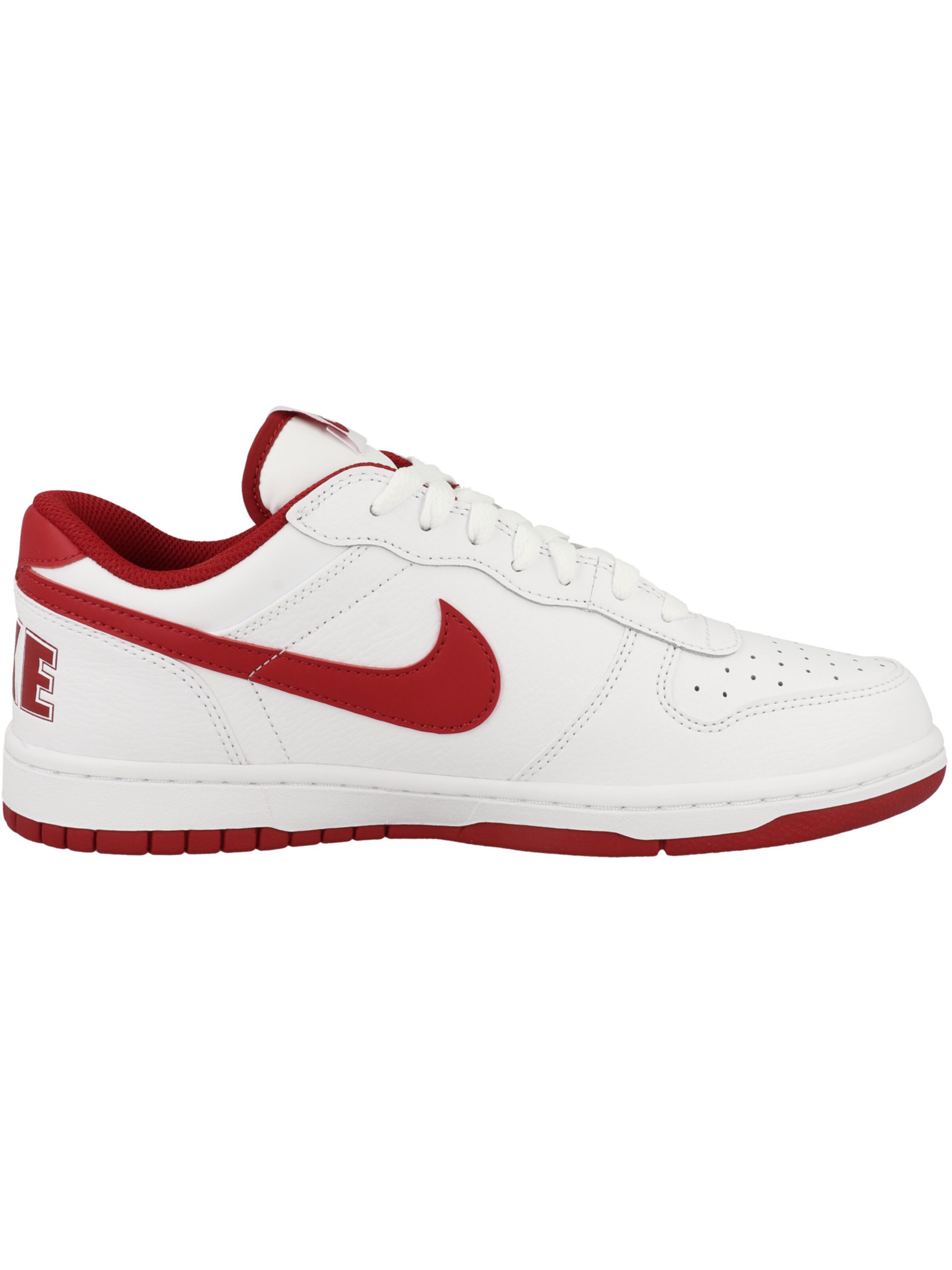 Nike Sportswear Platform trainers in White