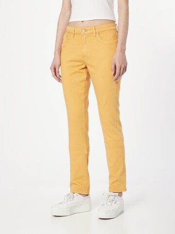 s.Oliver Slim fit Jeans in Yellow: front