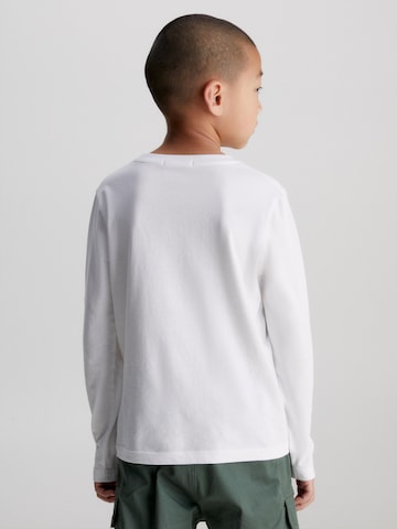 T-Shirt Calvin Klein Jeans en blanc