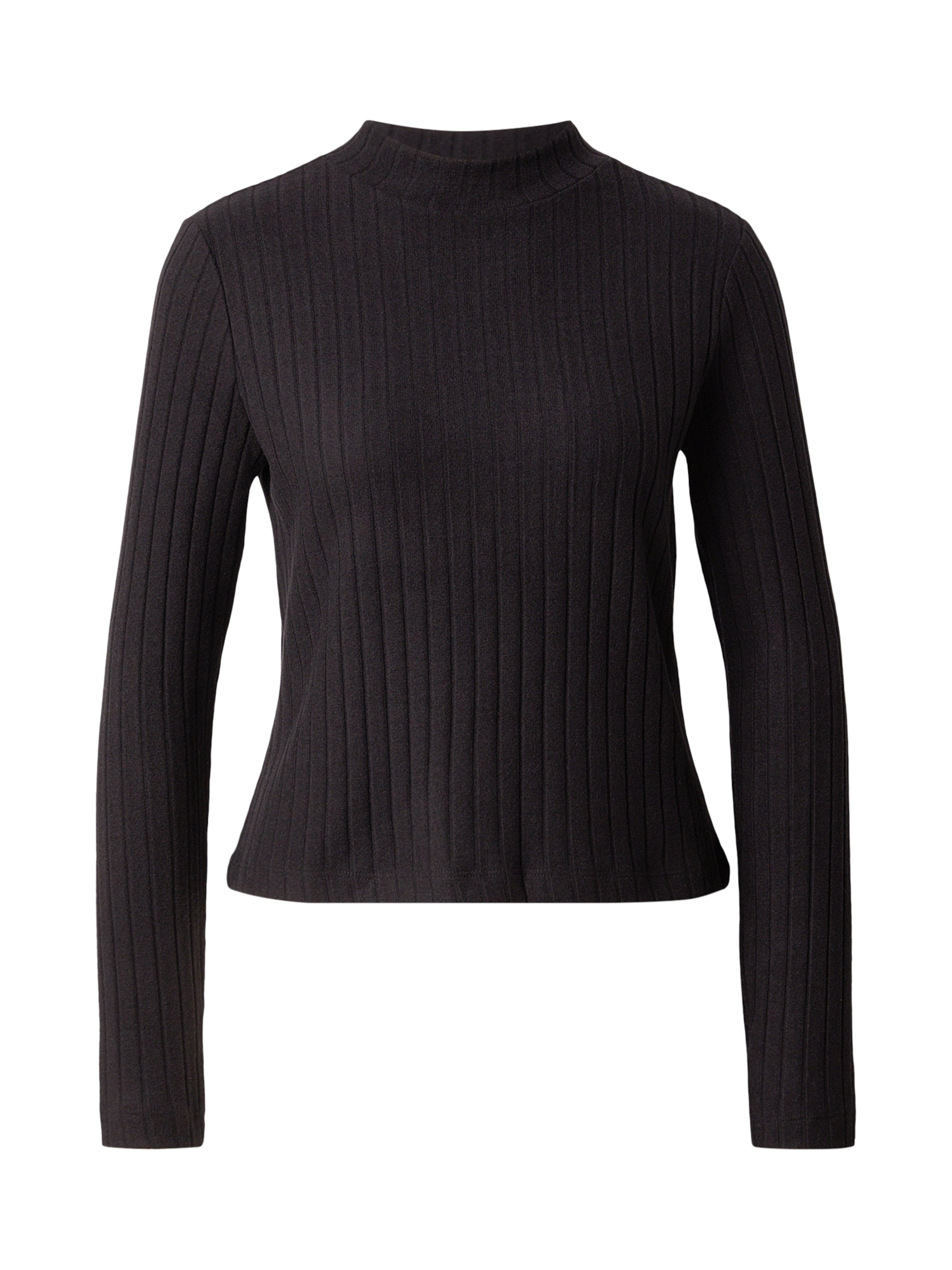 s.Oliver T-shirt i svart: framsida