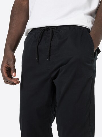 Tapered Pantaloni di !Solid in nero