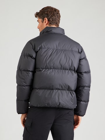 Nike Sportswear Vinterjacka 'CLUB' i svart
