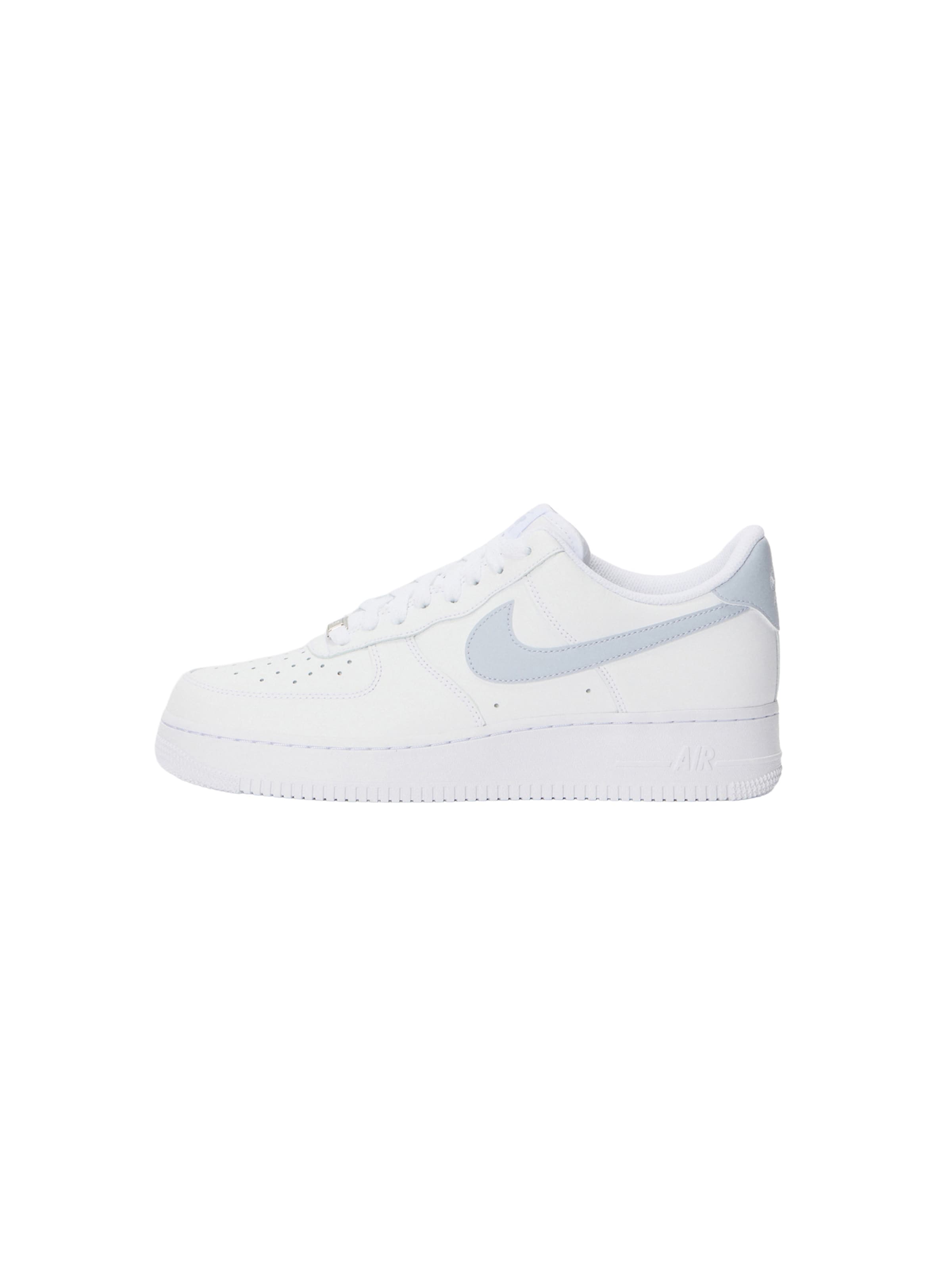 balts Nike Sportswear Zemie brīvā laika apavi 'Air Force 1 '07': no priekšpuses