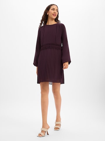 Robe 'Daliette' BOSS en violet : devant