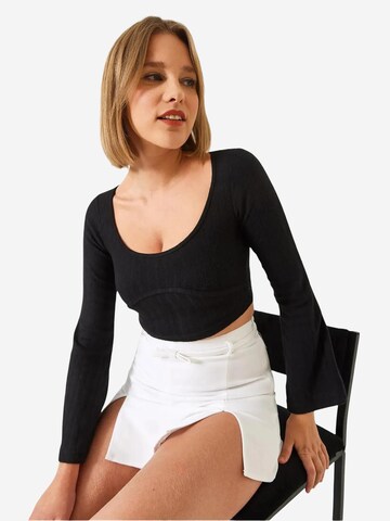 Maglietta di Bianco Lucci in nero