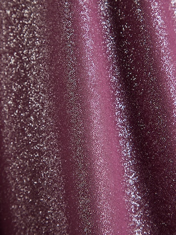 Maglietta 'PCALICE' di PIECES Curve in rosso