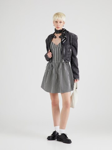 Robe d’été TOPSHOP en gris