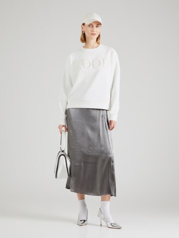 Sweat-shirt VILA en blanc