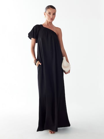 St MRLO - Vestido de noche 'Jolie' en negro: frente