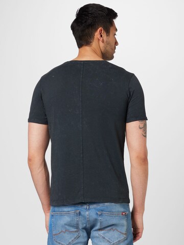 Key Largo Тениска 'HOT ROAD' в черно