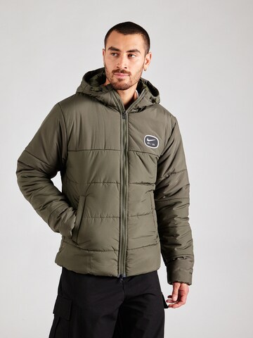 Nike Sportswear Jacke in Grün: Vorderseite