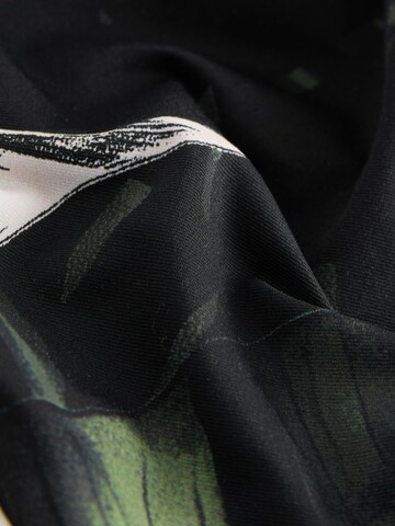 Next Shapingbadeanzug in Schwarz