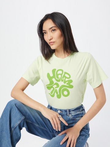 Tricou 'HARMONY' de la CATWALK JUNKIE pe verde