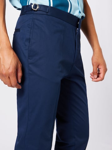 TOPMAN Слим Брюки-чинос в Синий