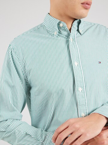 TOMMY HILFIGER Regular fit Button Up Shirt in Green