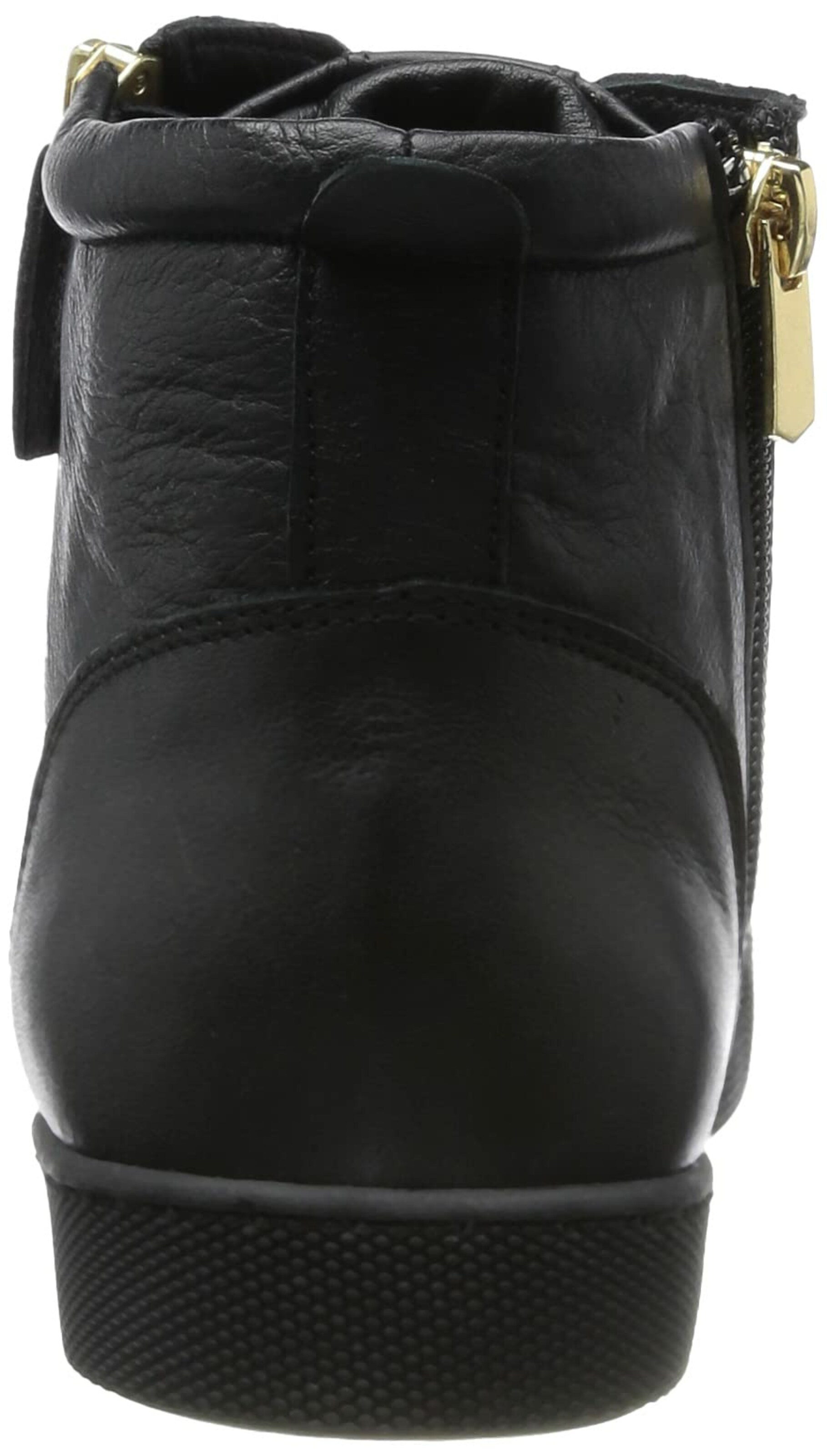 Esgano Booties in Black