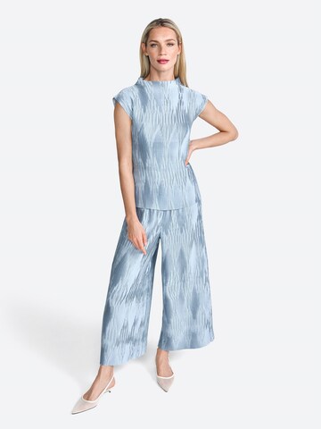 Rich & Royal Blus i blå