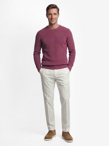 bugatti Tapered Pleat-Front Pants in White